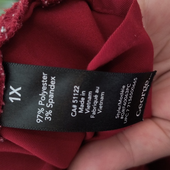 Elegant Red Women's Top - Picture 9 of 9